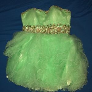 Cocktail/Party Dress